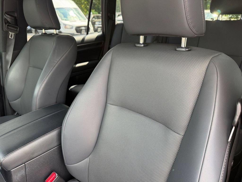 Used 2022 Lexus GX 460 Premium AWD/4WD image 13