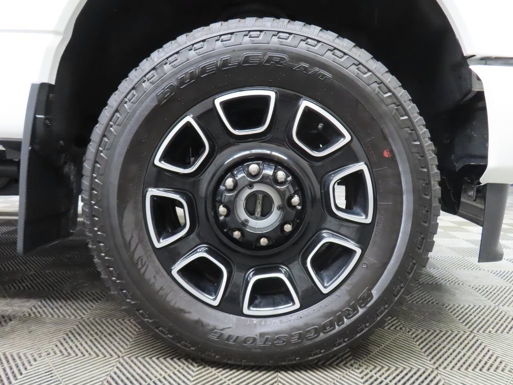Used 2025 Ford F250 Platinum AWD/4WD image 9