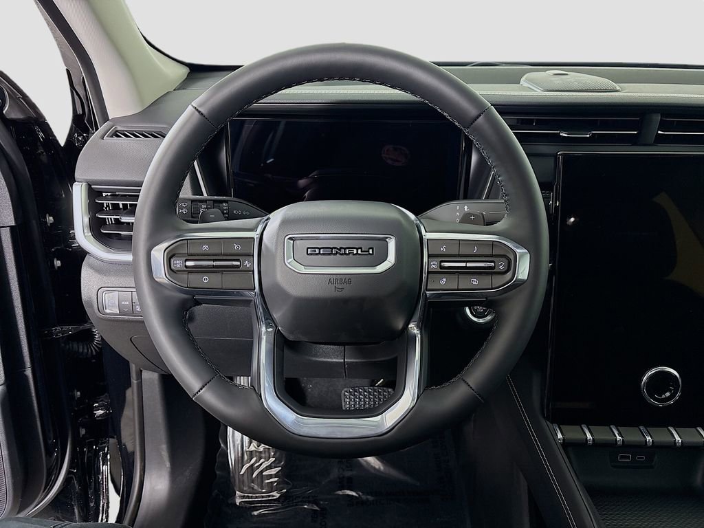 New 2026 GMC Terrain Denali w/ LPO, Black Badging Package image 11