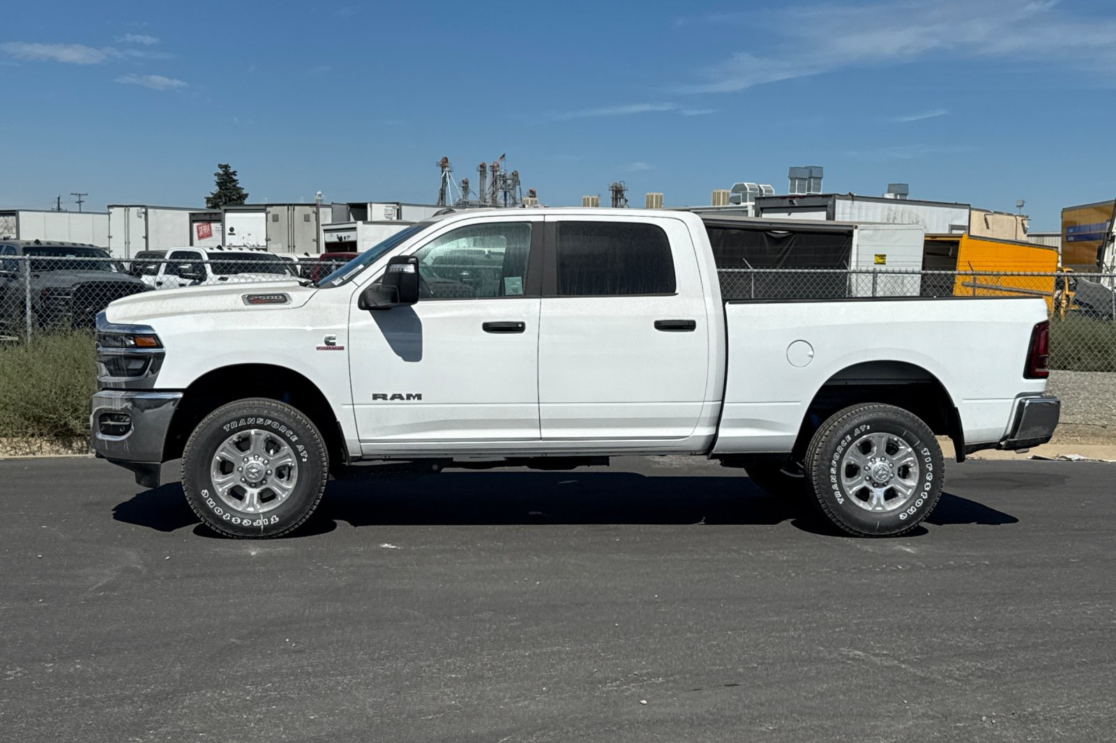 New 2026 RAM 2500 Big Horn AWD/4WD image 6