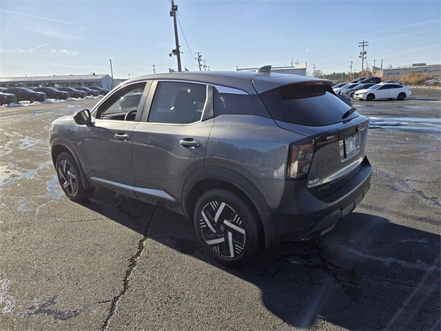 Certified 2025 Nissan Kicks SV w/ Illumination Package image 4