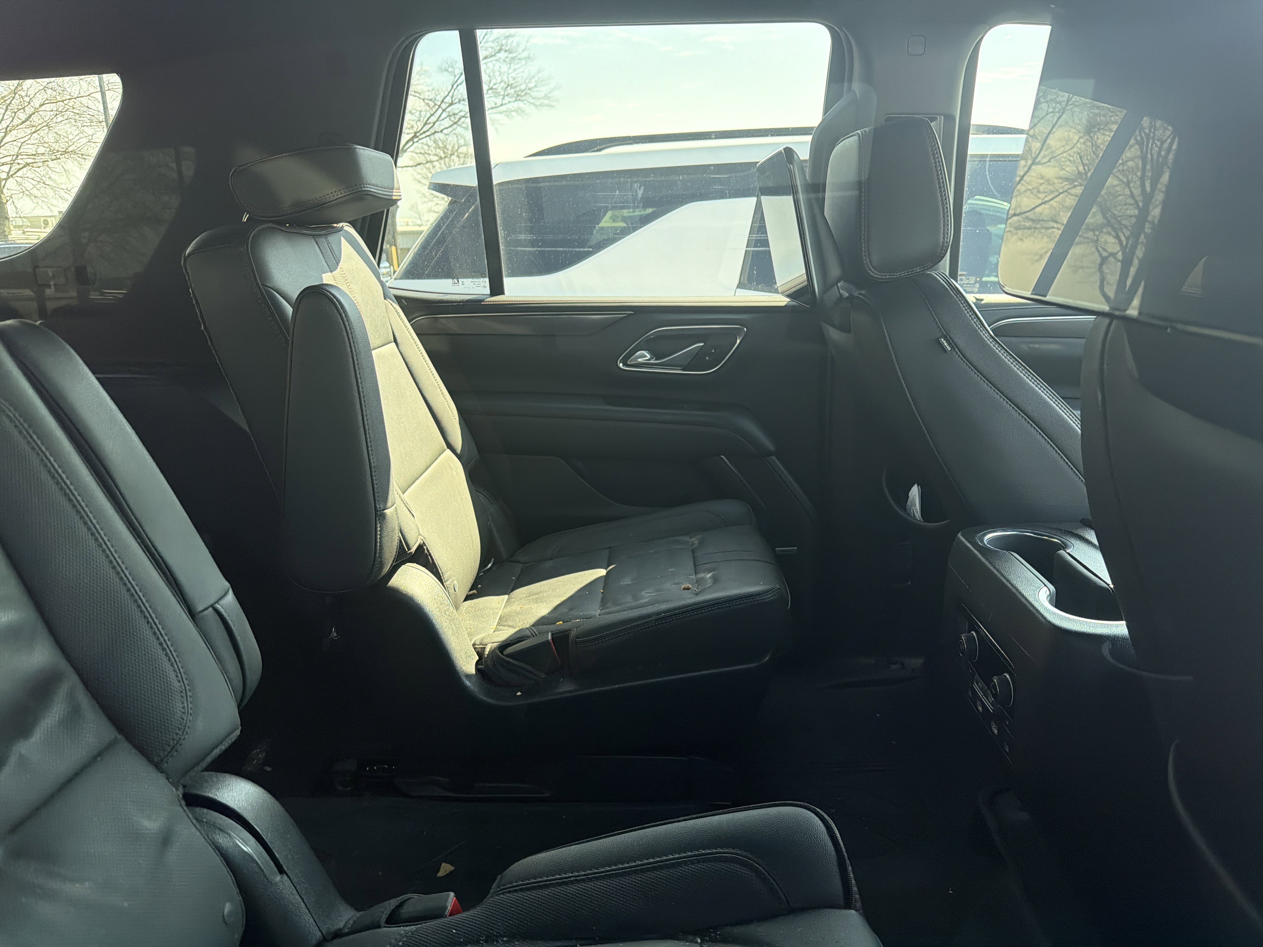 Used 2021 Chevrolet Tahoe RST w/ Luxury Package image 15