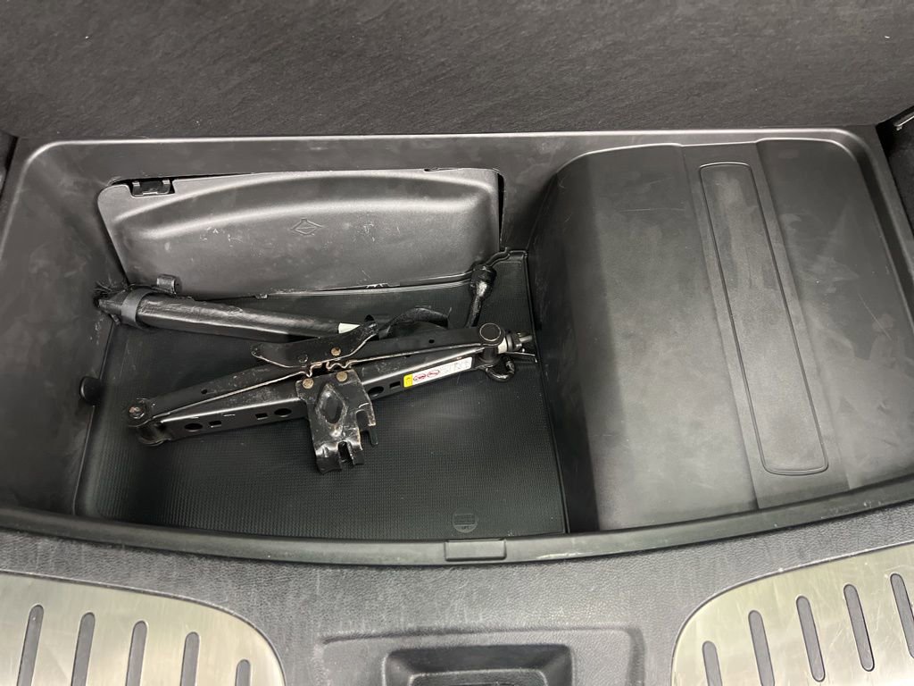 Used 2020 Dodge Durango R/T w/ Blacktop Package image 10