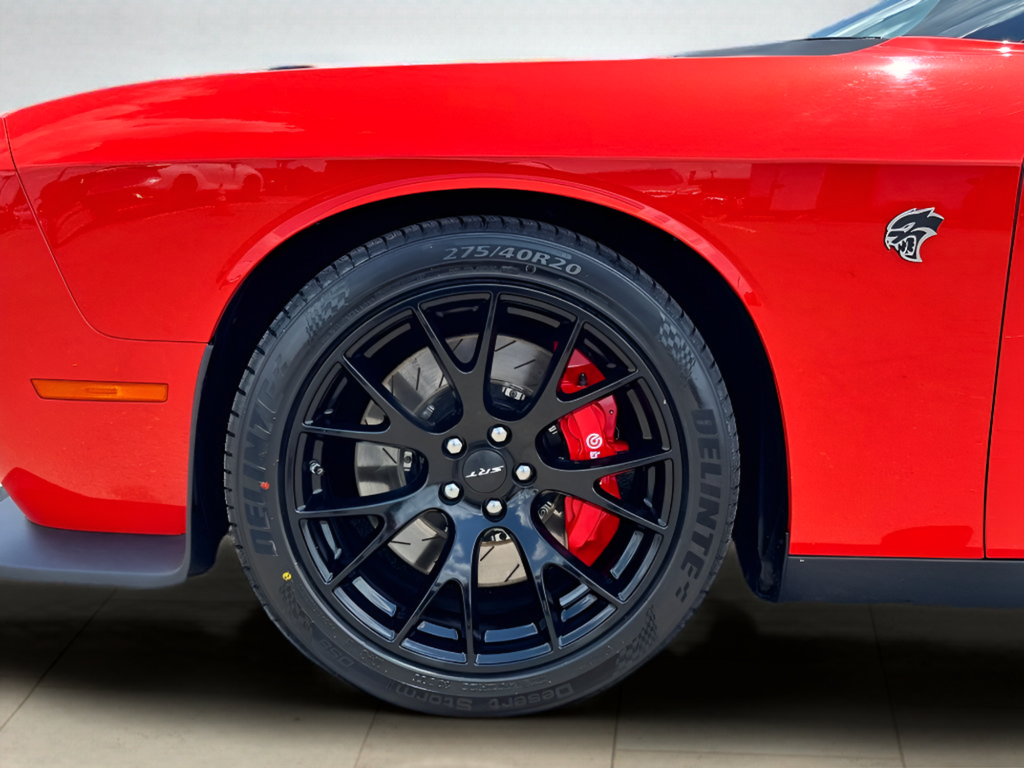 Used 2016 Dodge Challenger SRT Hellcat RWD image 35