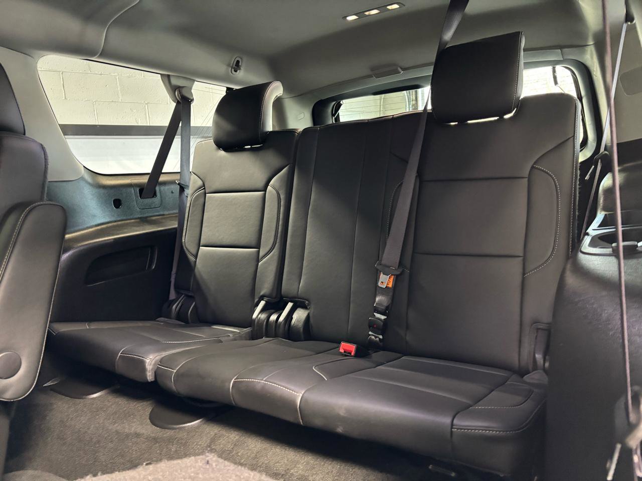 Used 2016 Chevrolet Suburban LT image 20