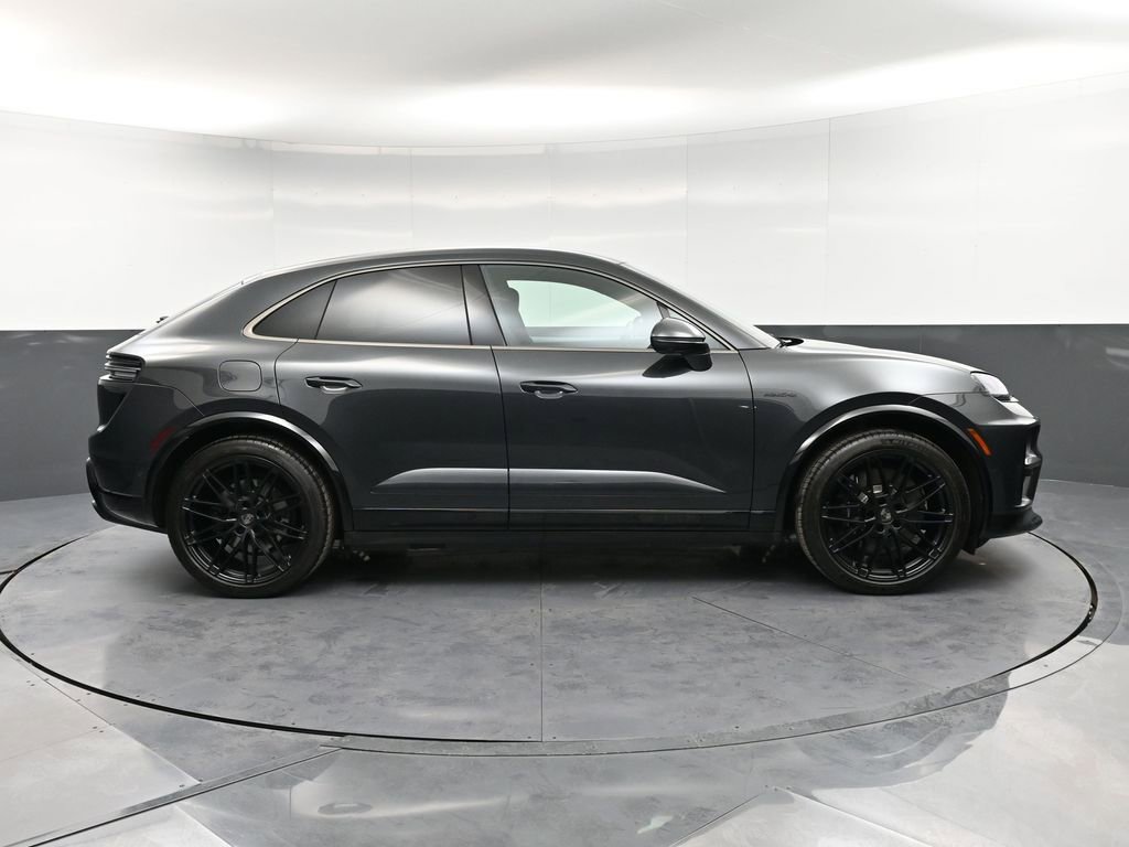 Certified 2024 Porsche Macan Turbo Electric image 9