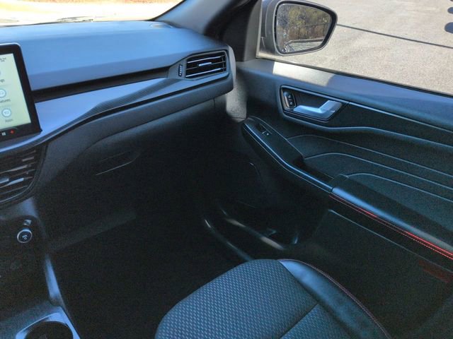 Used 2023 Ford Escape ST-Line w/ Tech Pack #1 image 17