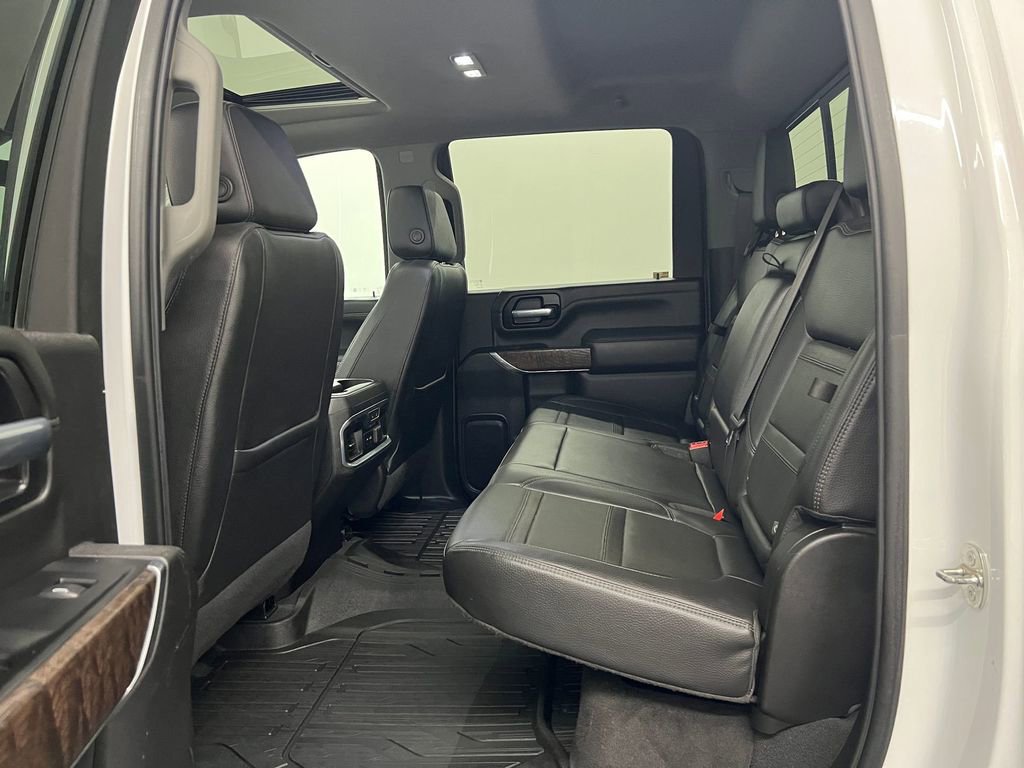 Used 2021 GMC Sierra 3500 Denali w/ Denali Ultimate Package AWD/4WD image 8