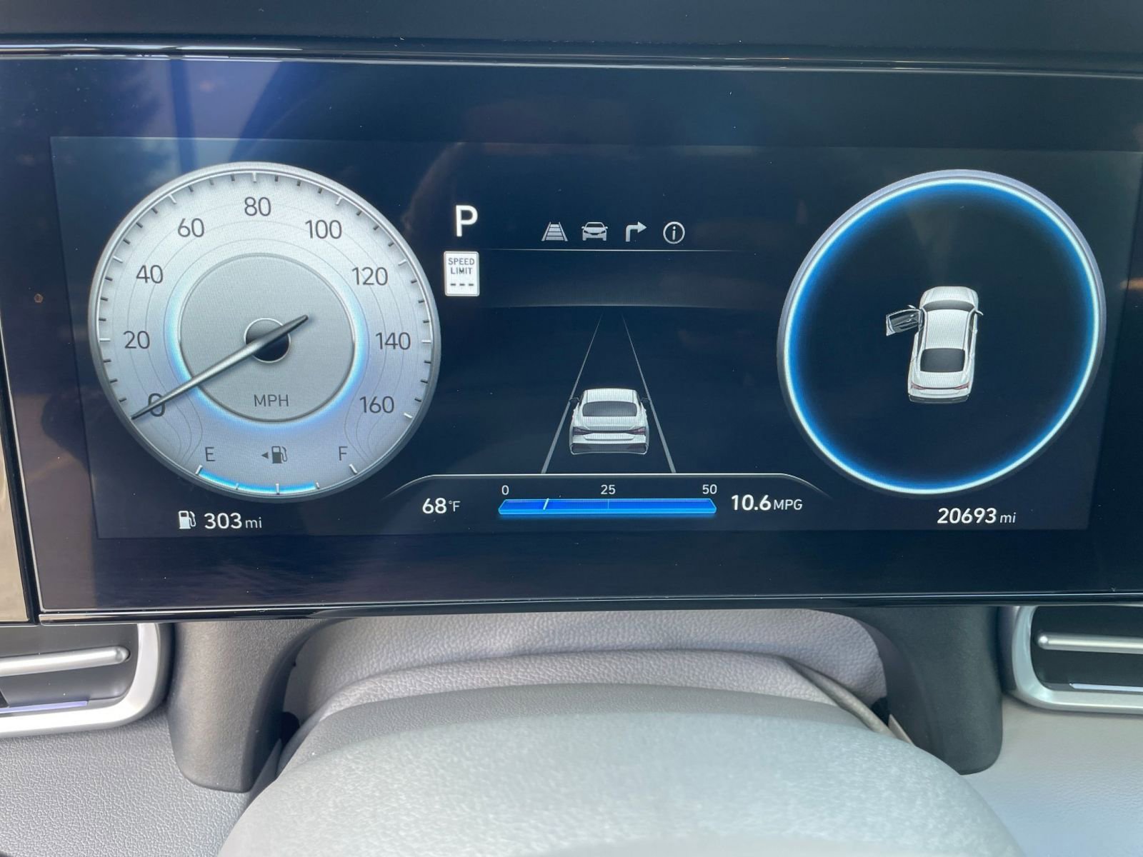 Used 2025 Hyundai Elantra SEL FWD image 41