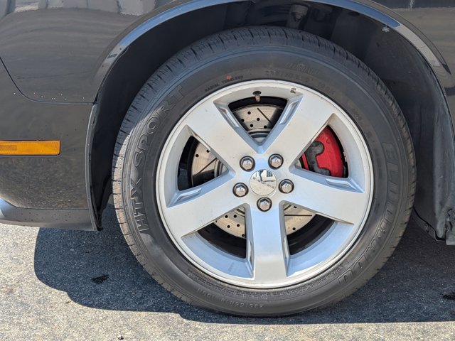 Used 2014 Dodge Challenger R/T RWD image 19