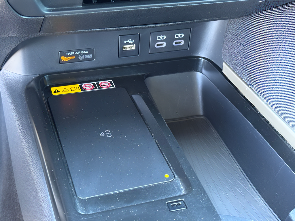 Used 2025 Toyota Camry LE FWD image 26