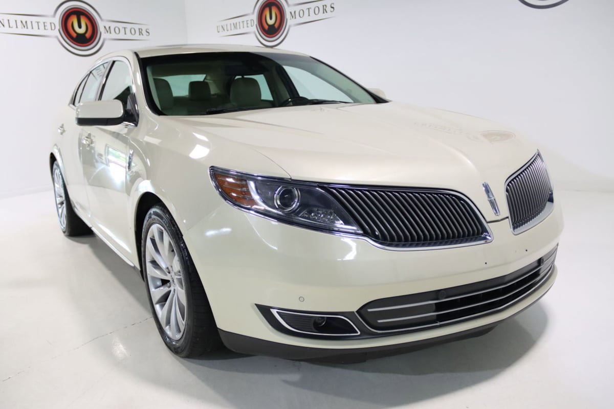 Used 2016 Lincoln MKS AWD w/ Equipment Group 101A image 23