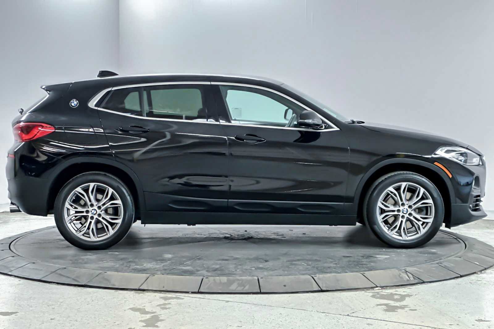 Used 2019 BMW X2 sDrive28i image 8