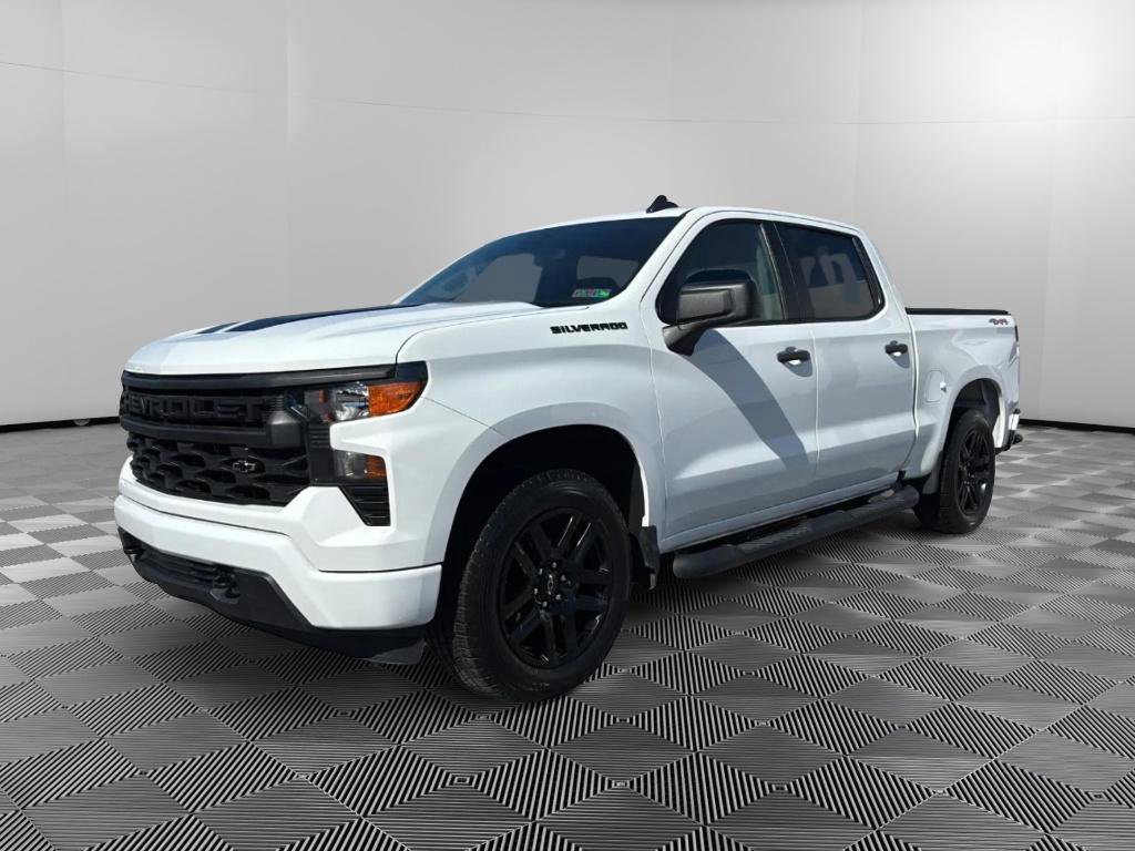 Used 2022 Chevrolet Silverado 1500 Custom w/ Rally Edition AWD/4WD image 1