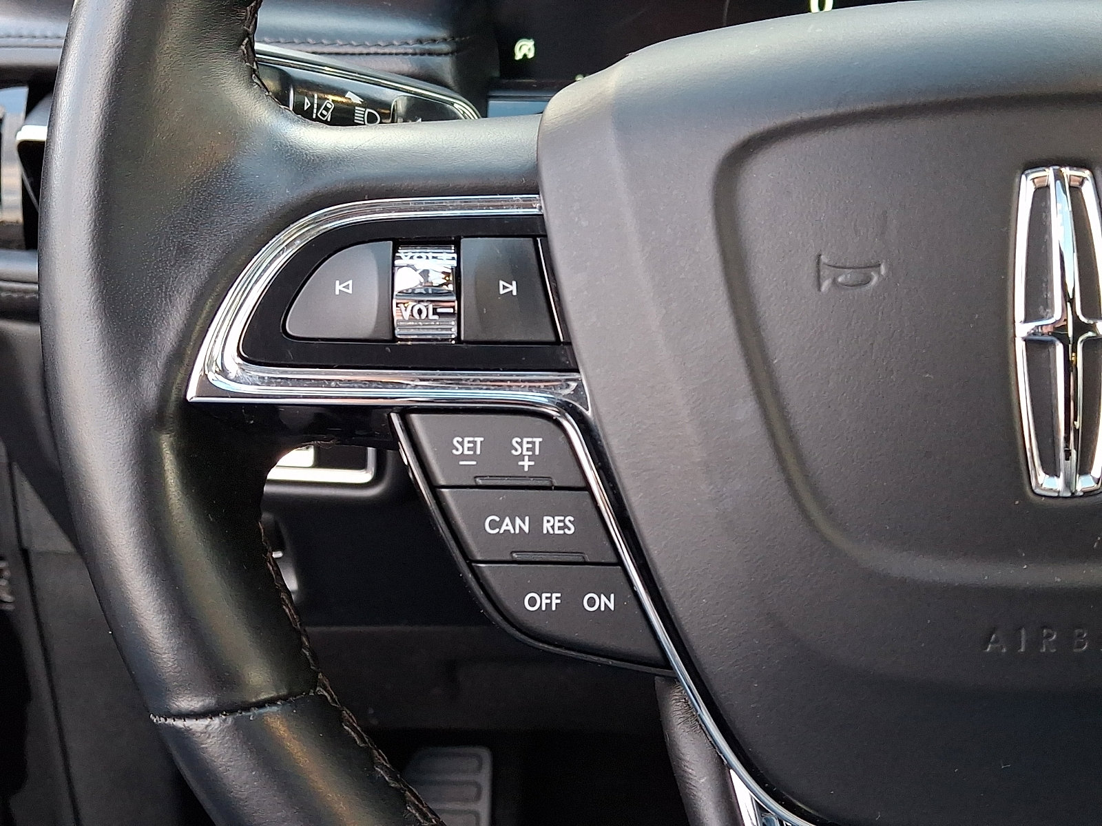 Certified 2023 Lincoln Nautilus Reserve AWD/4WD image 24