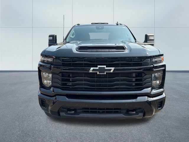 Used 2025 Chevrolet Silverado 2500 Custom w/ Custom Value Package AWD/4WD image 6