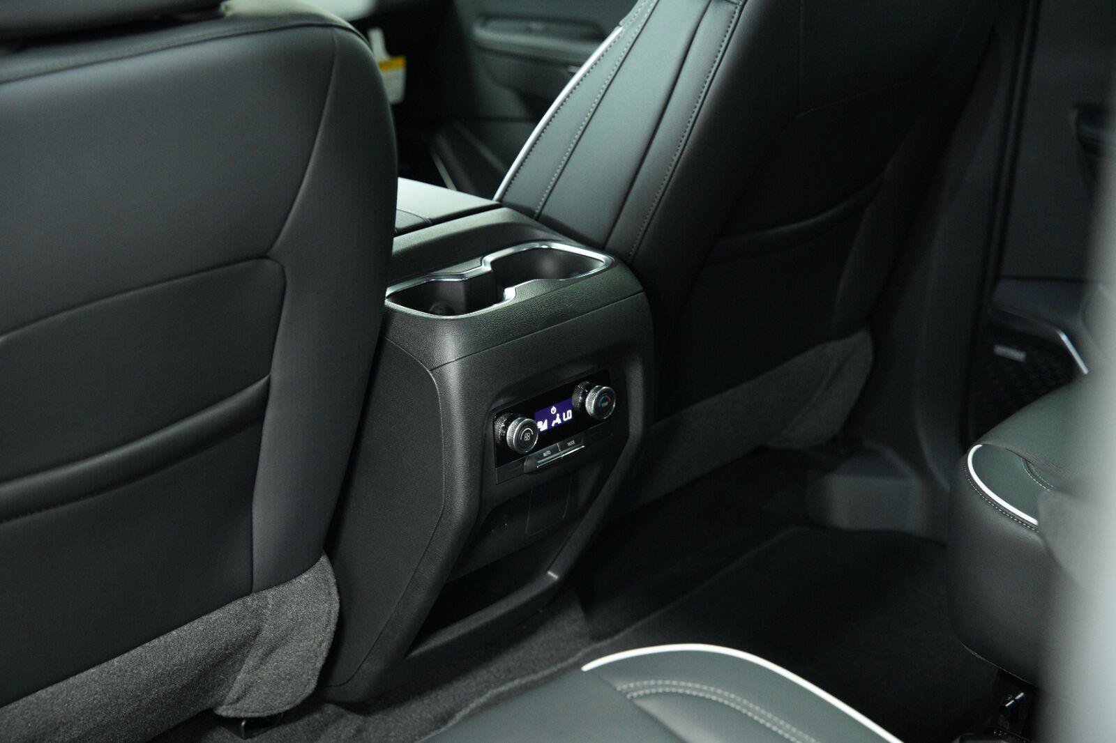New 2026 Buick Enclave Preferred FWD image 29
