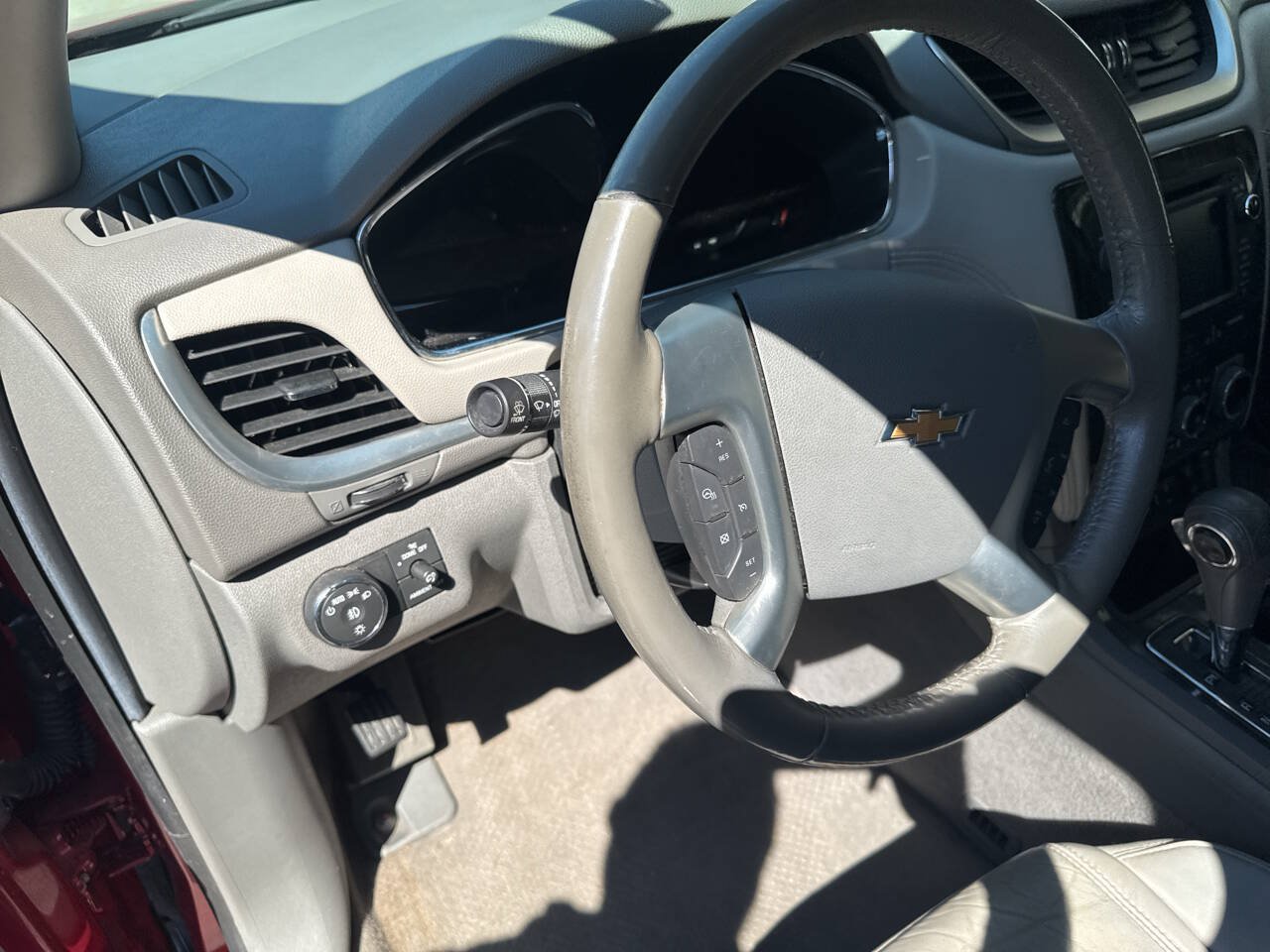 Used 2014 Chevrolet Traverse LTZ AWD/4WD image 22