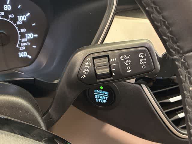Used 2022 Ford Escape SE w/ Convenience Package FWD image 26