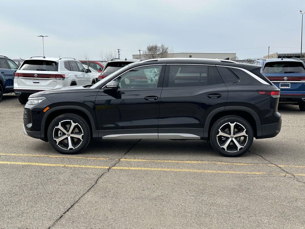 New 2026 Volkswagen Tiguan SE AWD/4WD image 2