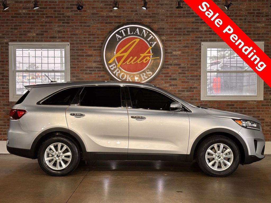 Used 2019 Kia Sorento LX image 16