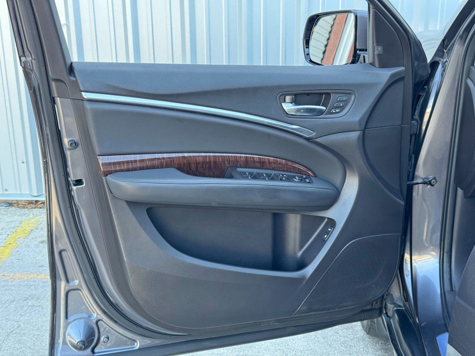 Used 2017 Acura MDX FWD w/ Technology Package image 42