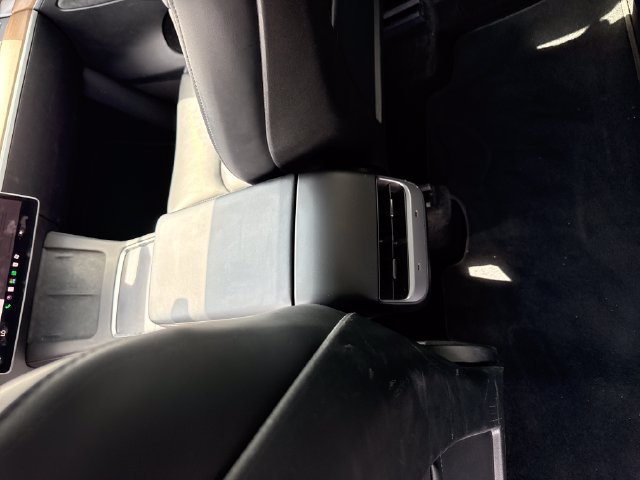 Used 2023 Tesla Model Y Long Range AWD/4WD image 25