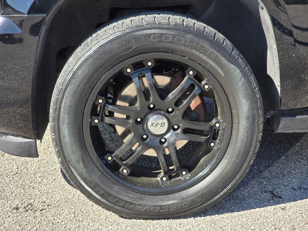 Used 2007 Chevrolet Avalanche LTZ w/ LTZ Preferred Equipment Group image 25