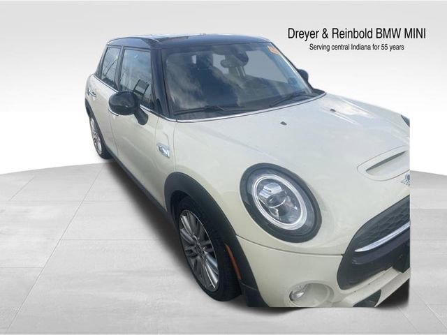 Used 2019 MINI Cooper S w/ Premium Package FWD image 1