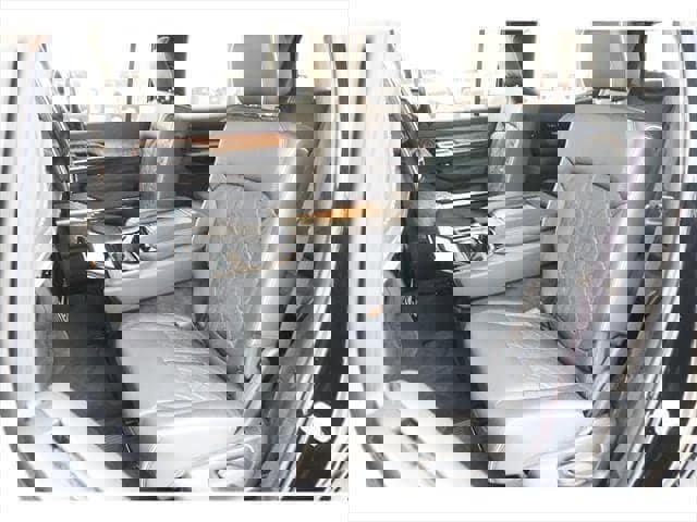 New 2022 Jeep Grand Wagoneer Series III w/ Rear Seat Video Group 1 image 19