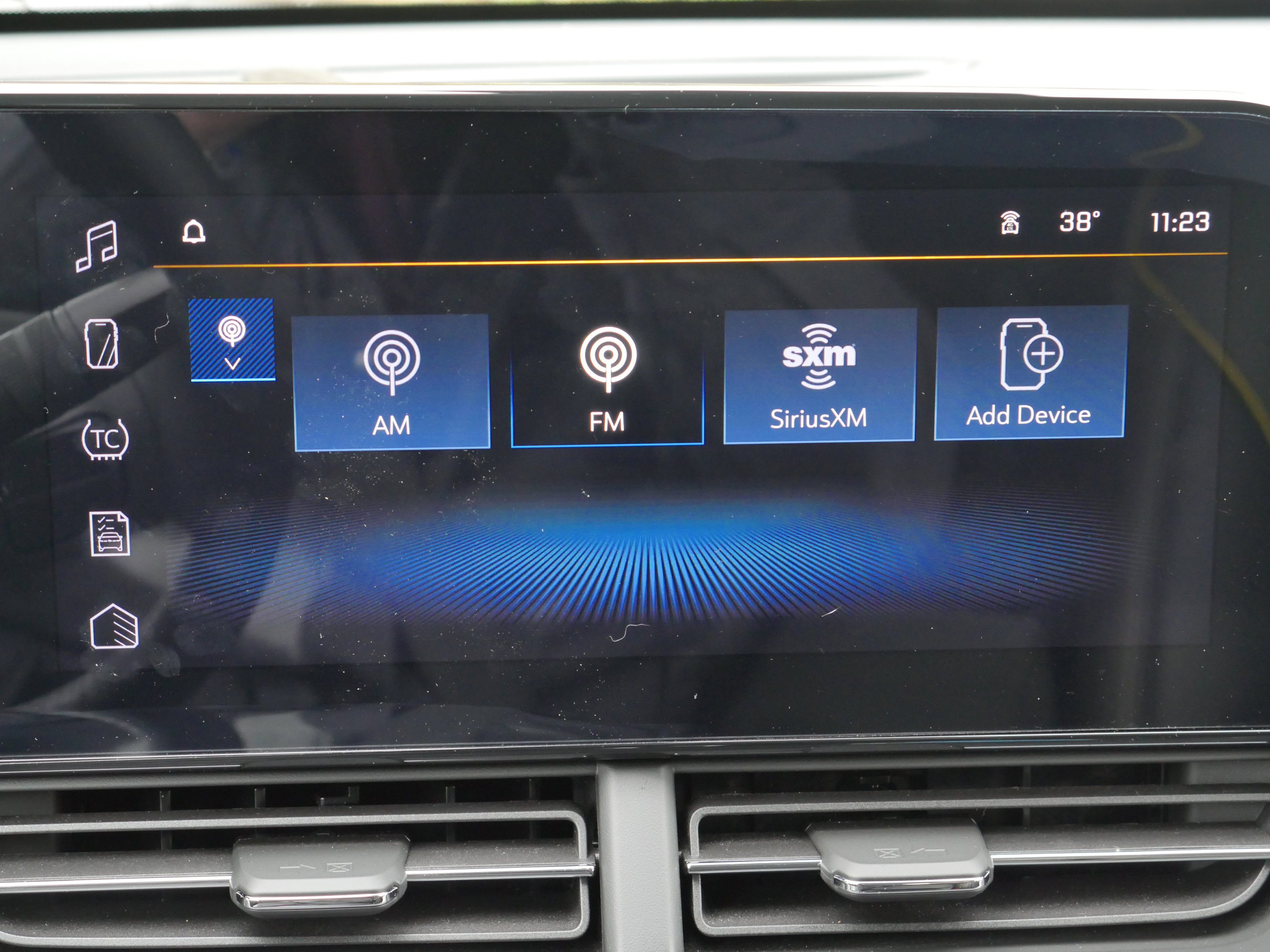 Used 2025 Chevrolet Trax ACTIV w/ Driver Confidence Package image 10