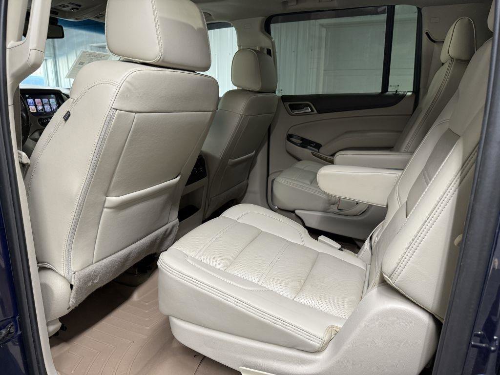 Used 2017 GMC Yukon XL Denali AWD/4WD image 30