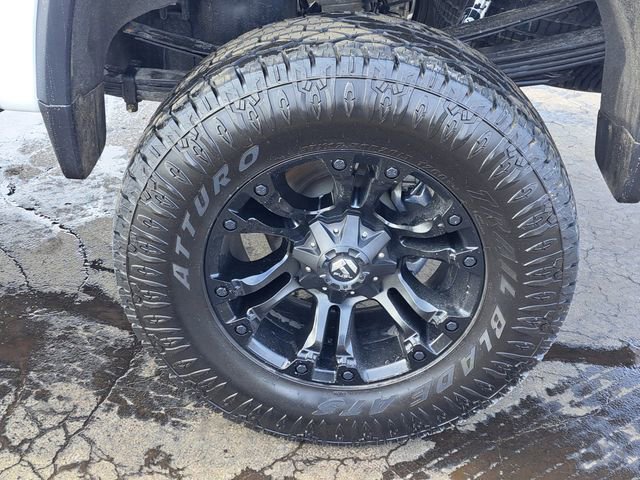 Used 2025 Chevrolet Silverado 3500 LT w/ Trail Boss Package image 5