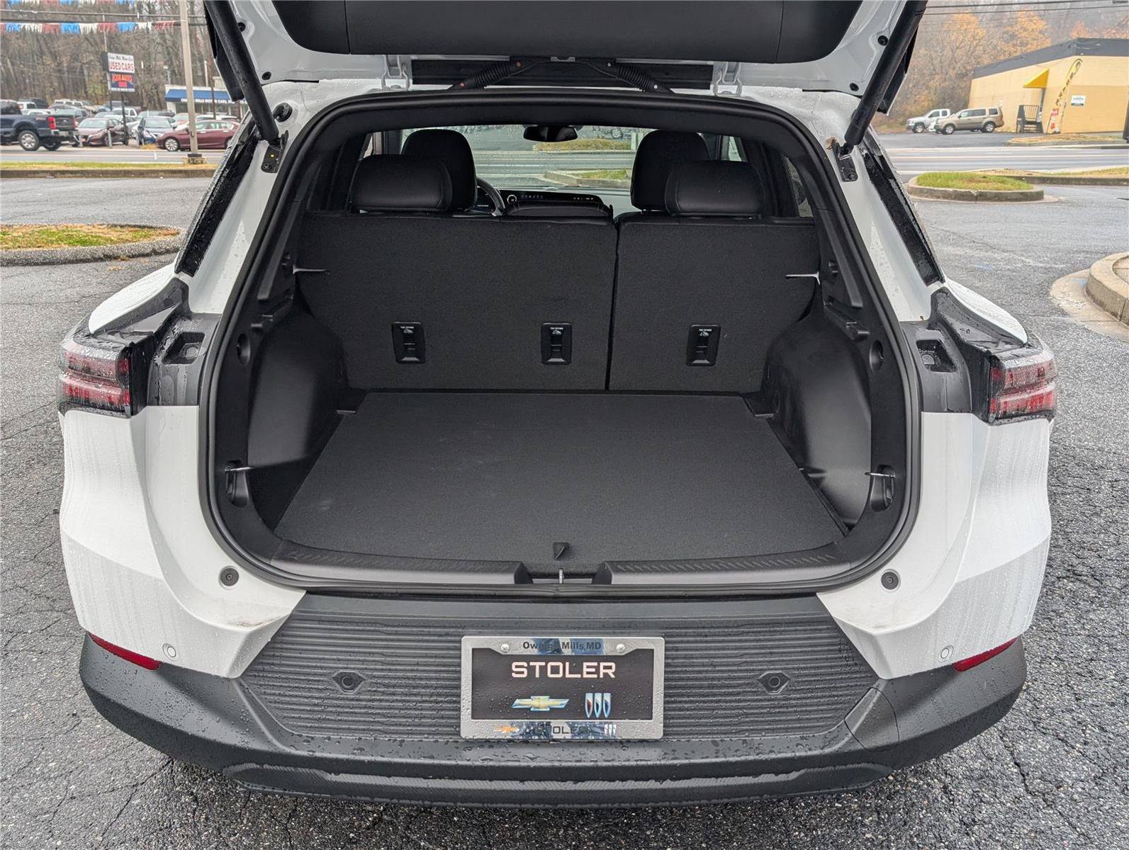 New 2026 Chevrolet Equinox EV LT w/ LPO, Tech Bronze Package FWD image 8