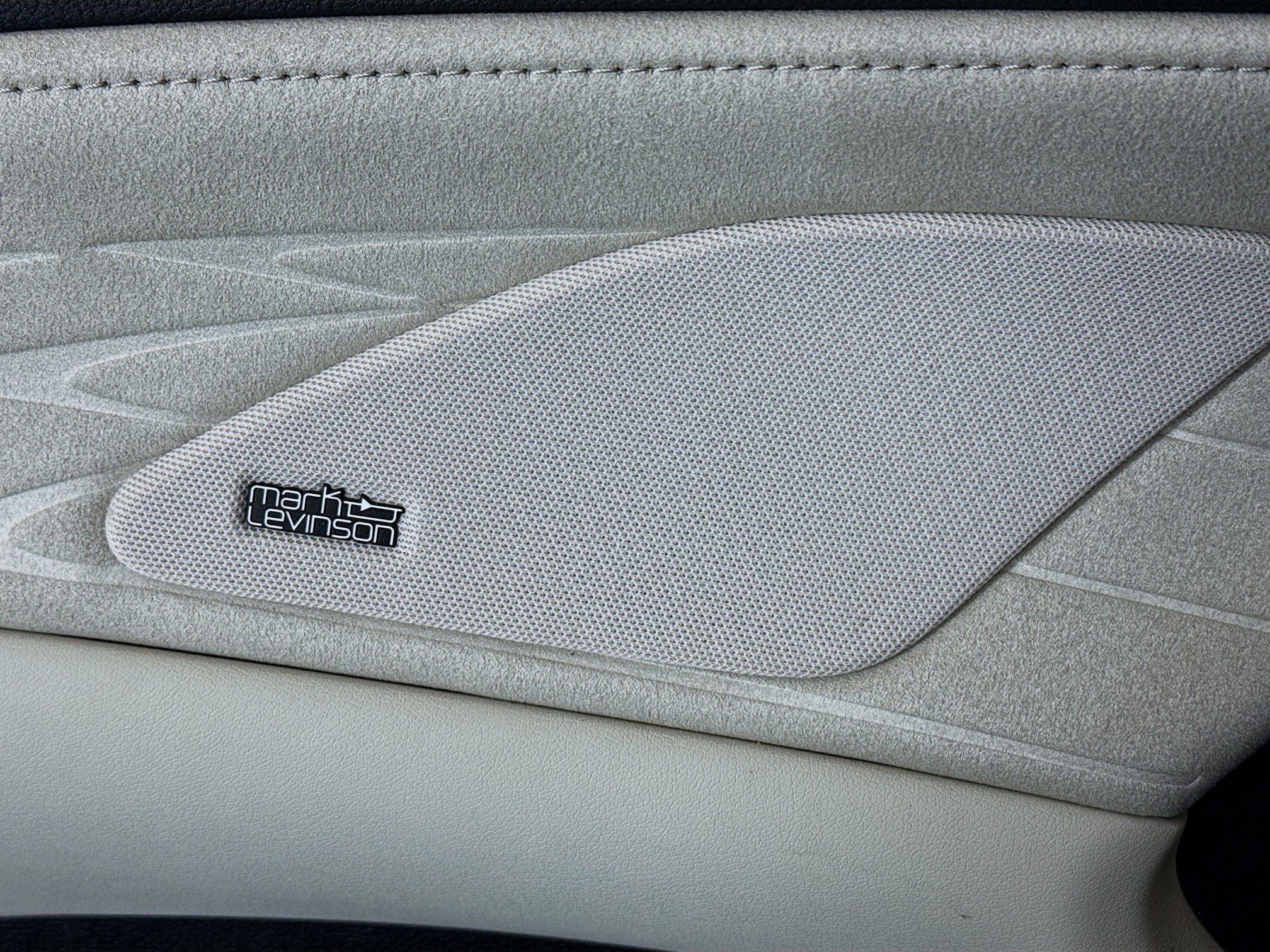 Certified 2025 Lexus RX 350 AWD w/ Convenience Package image 20