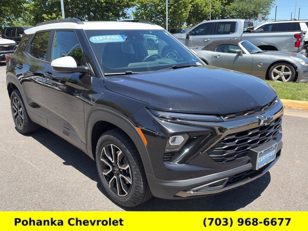 Used 2025 Chevrolet TrailBlazer ACTIV w/ Convenience Package AWD/4WD image 1