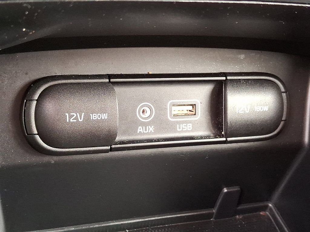 Used 2017 Kia Sorento LX image 24