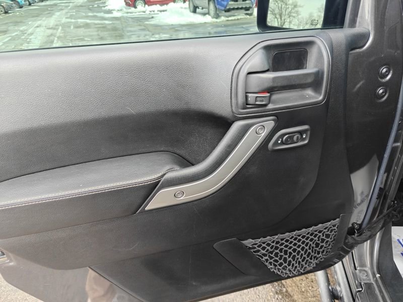 Used 2016 Jeep Wrangler Rubicon image 14