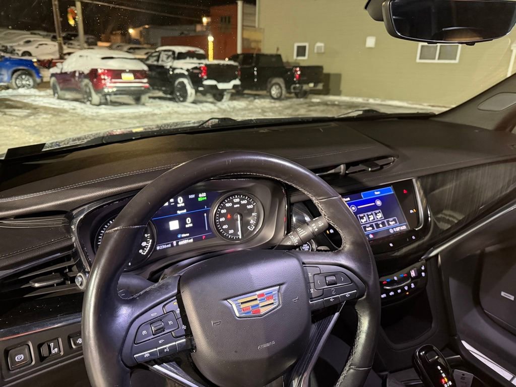 Used 2020 Cadillac XT6 Premium Luxury image 20