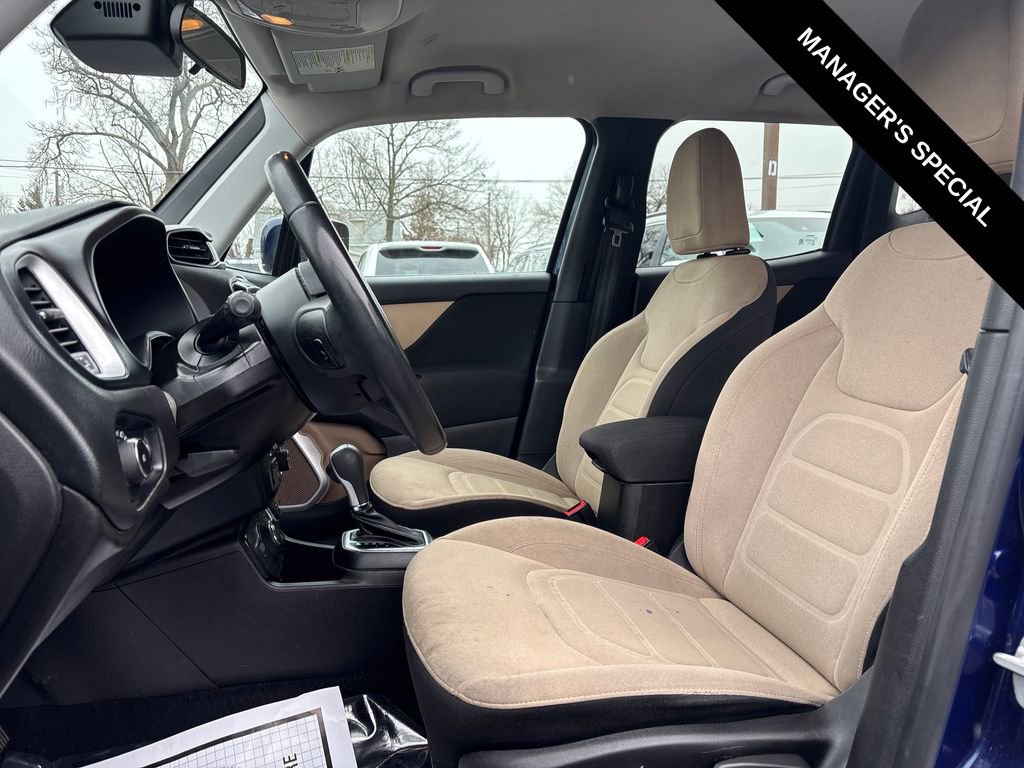 Used 2020 Jeep Renegade Latitude AWD/4WD image 13