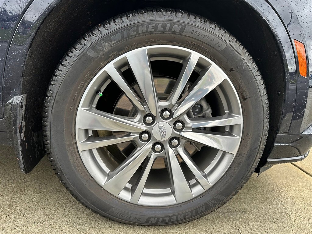 Used 2021 Cadillac XT6 Premium Luxury image 9