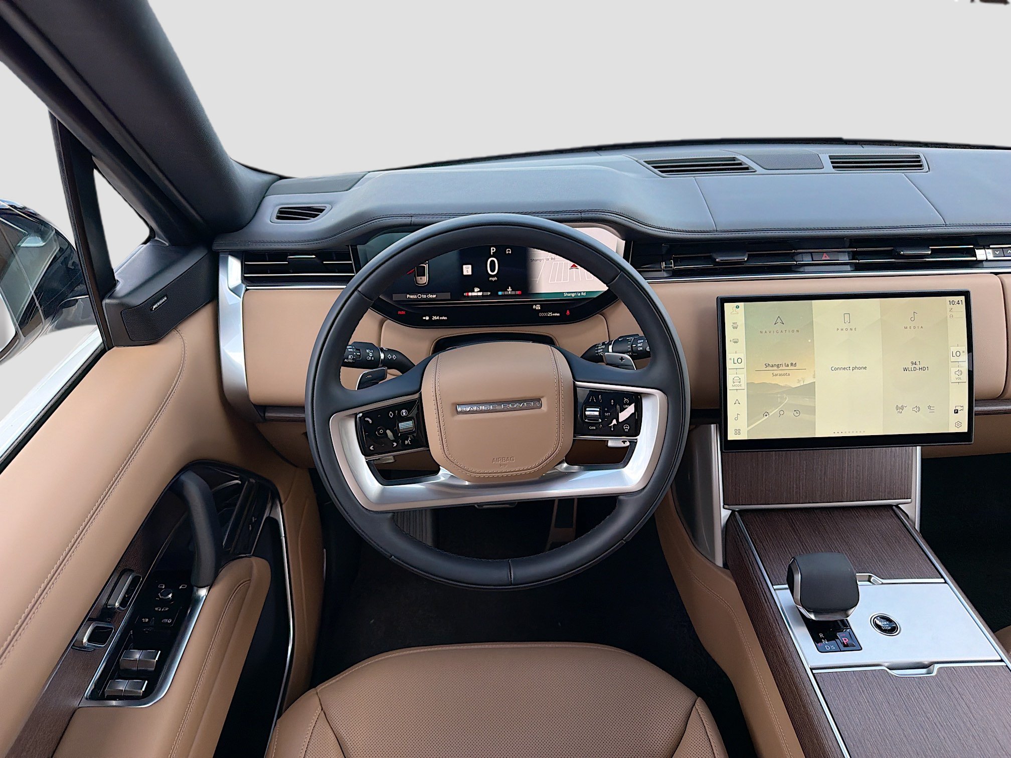 New 2026 Land Rover Range Rover Long Wheelbase SE AWD/4WD image 18