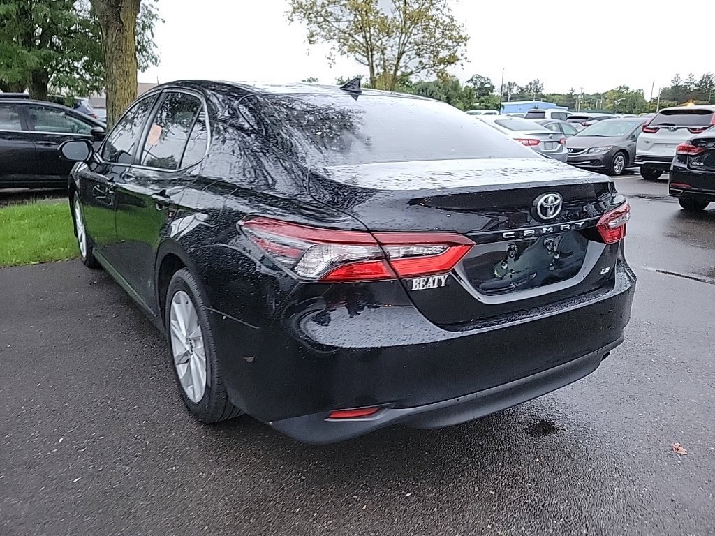 Used 2023 Toyota Camry LE FWD image 4