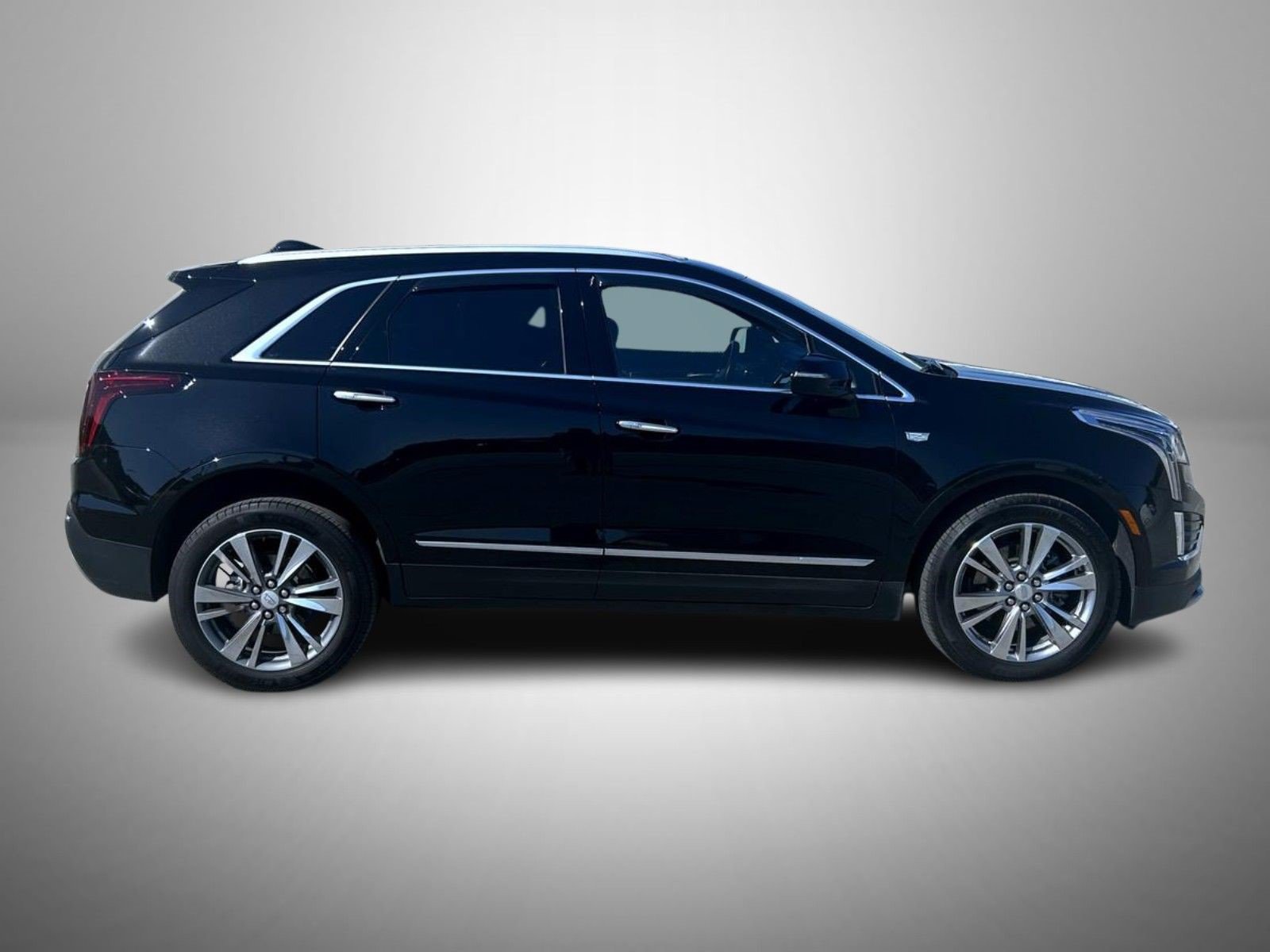 Certified 2023 Cadillac XT5 Premium Luxury AWD/4WD image 4