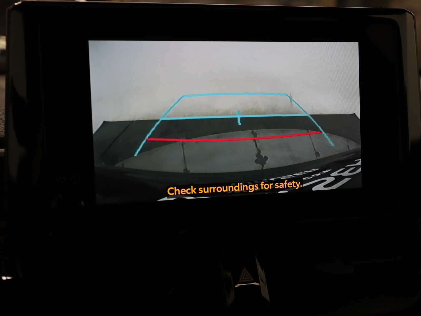 Used 2025 Toyota Corolla Cross LE w/ Moonroof Package image 26