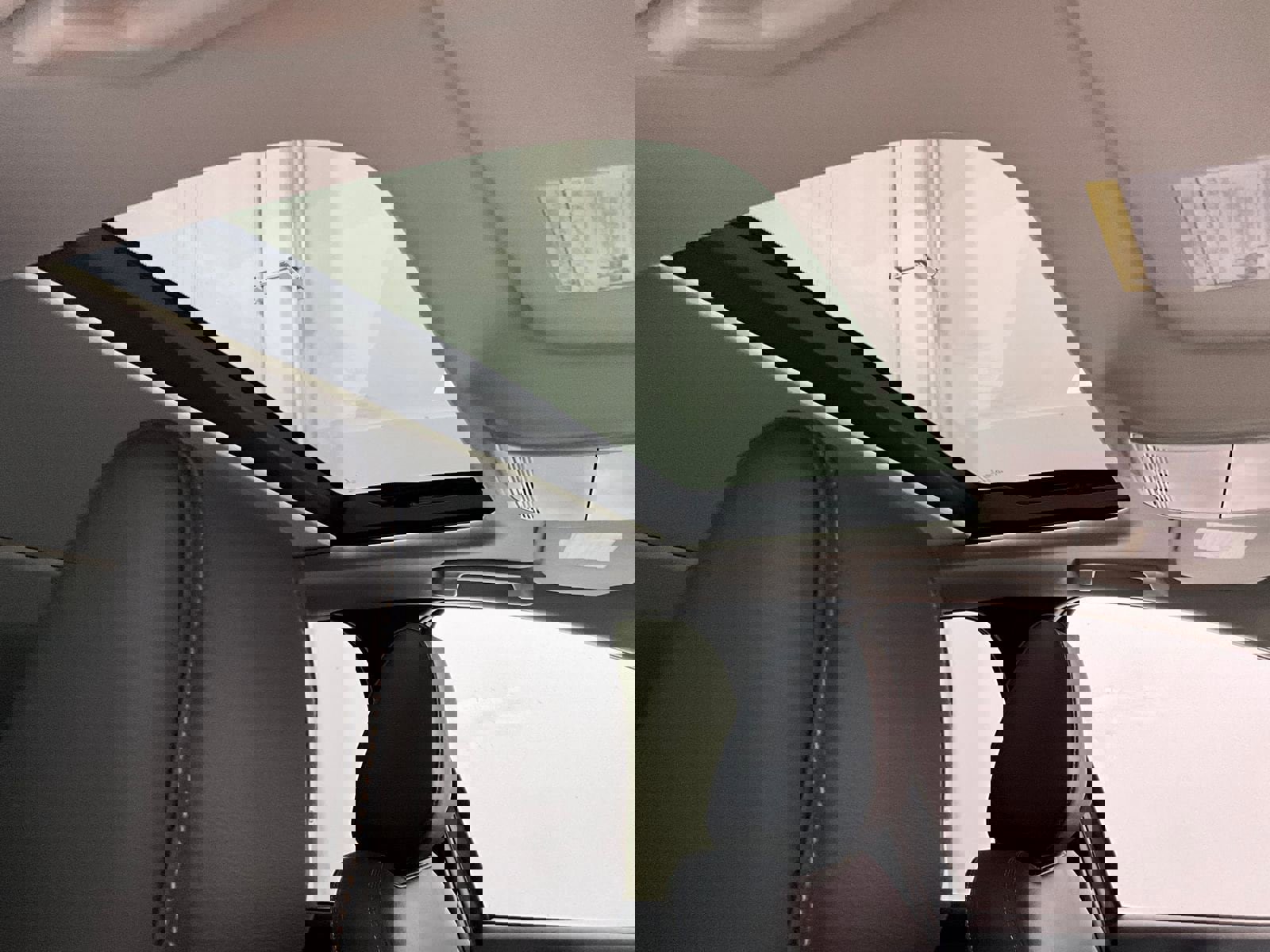 Used 2025 MAZDA CX-70 Plug-In Hybrid w/ Premium Pkg image 19