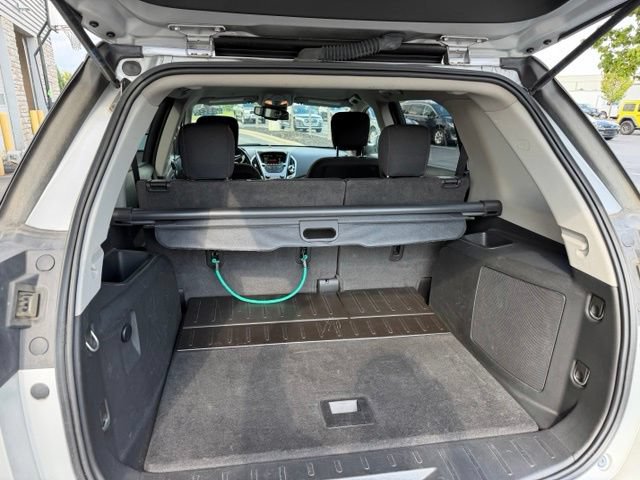 Used 2016 GMC Terrain SLE w/ Chrome Edition FWD image 9