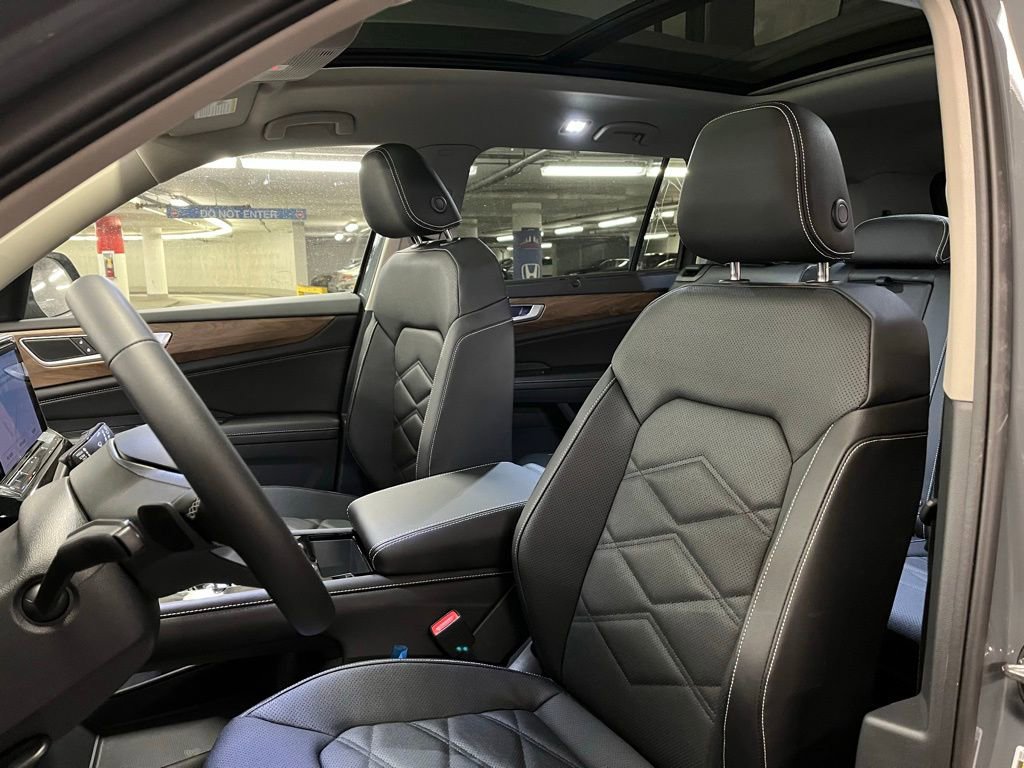 New 2026 Volkswagen Atlas SE image 21