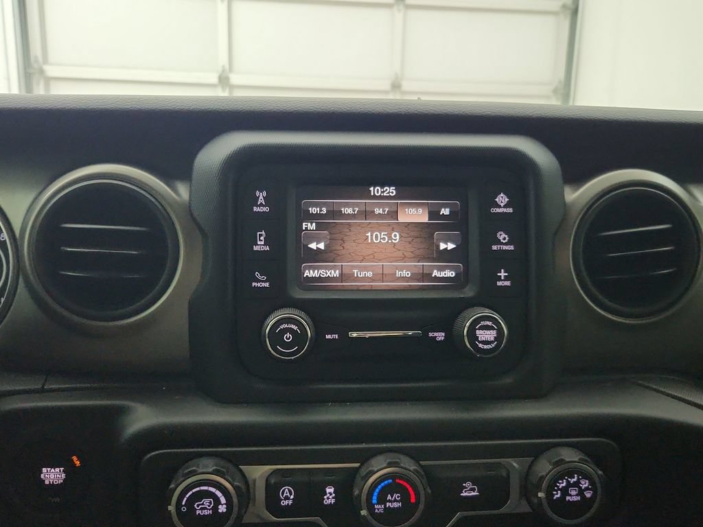 Used 2020 Jeep Gladiator Sport w/ Quick Order Package 24S AWD/4WD image 27