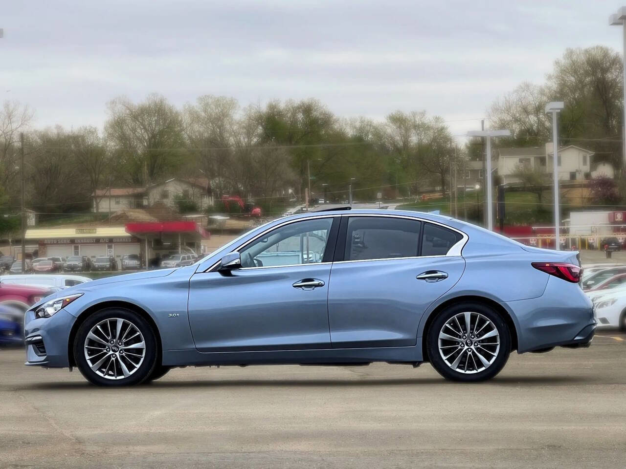 Used 2019 INFINITI Q50 Luxe w/ Essential Package (3.0T Luxe) image 4